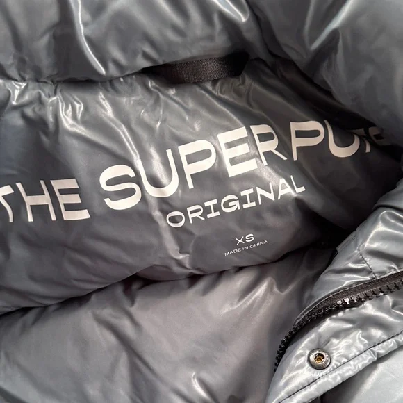 Aritzia The Super Puff Blue Gloss - Picture 3 of 3